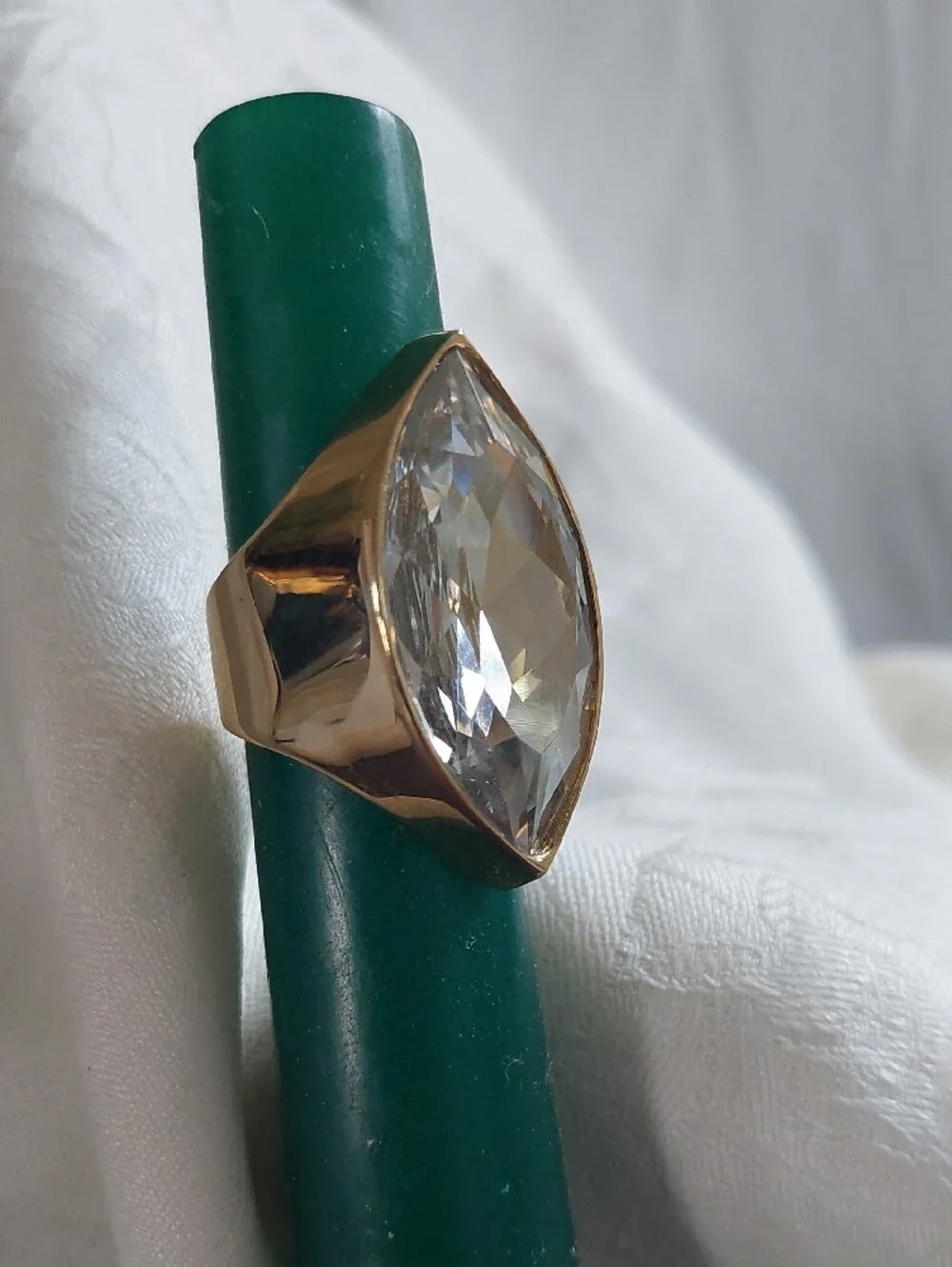 St John Gold-Tone Marquise Clear Crystal Statement Ring Size 6